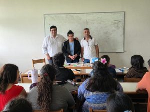 Destacado escritor brindó una charla para estudiantes de Letras