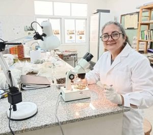 CEBiCA: Becarios ejecutan importante proyecto de restauración forestal